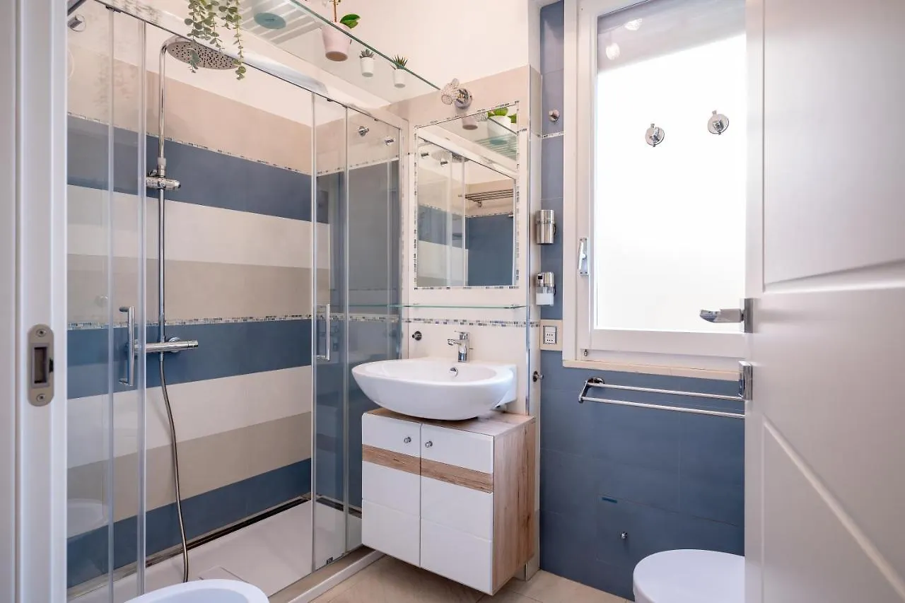 קליארי Kalbia Apartment Or Rooms Renovated, Functional, Intimate And More איטליה