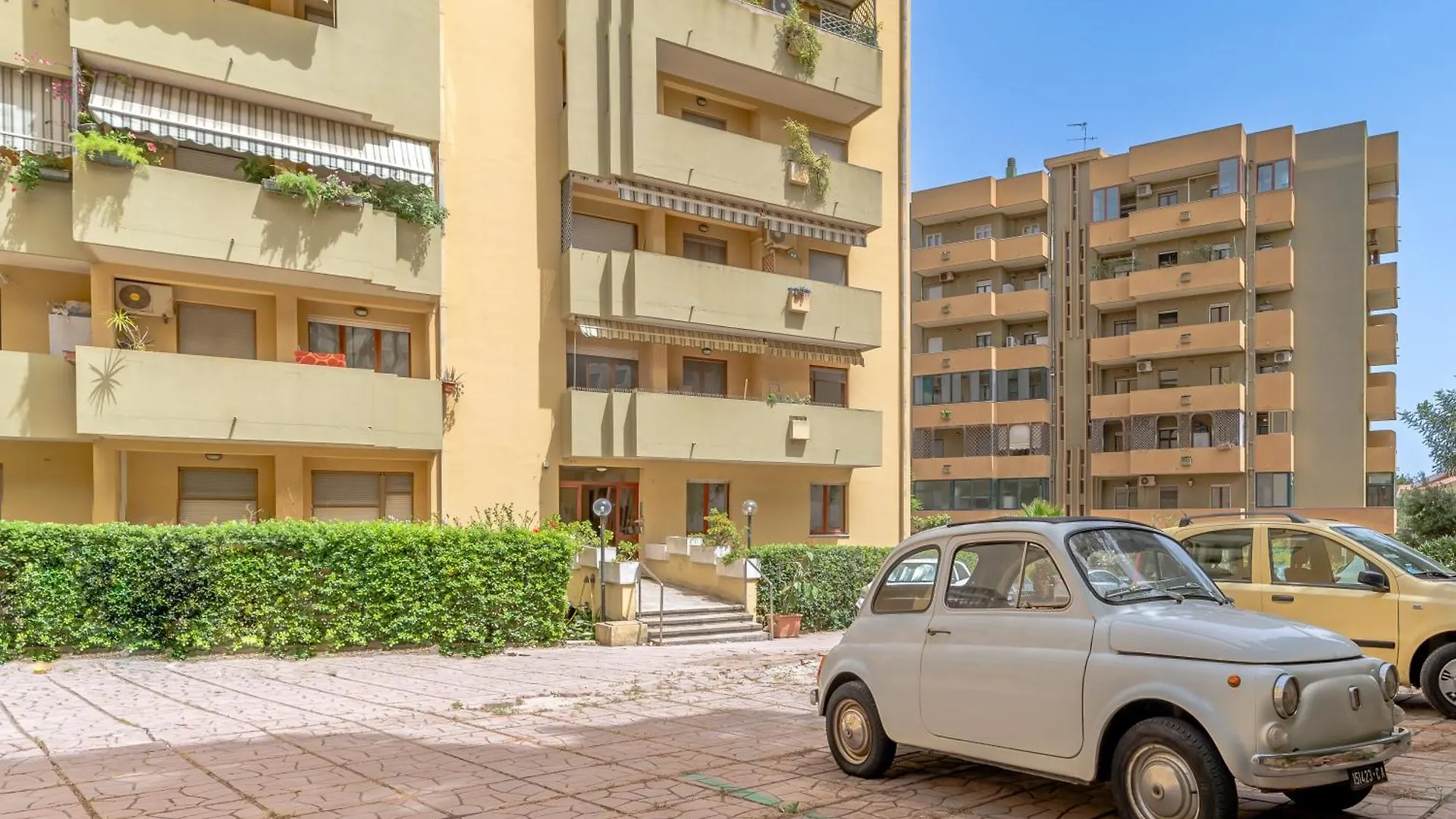 קליארי Kalbia Apartment Or Rooms Renovated, Functional, Intimate And More