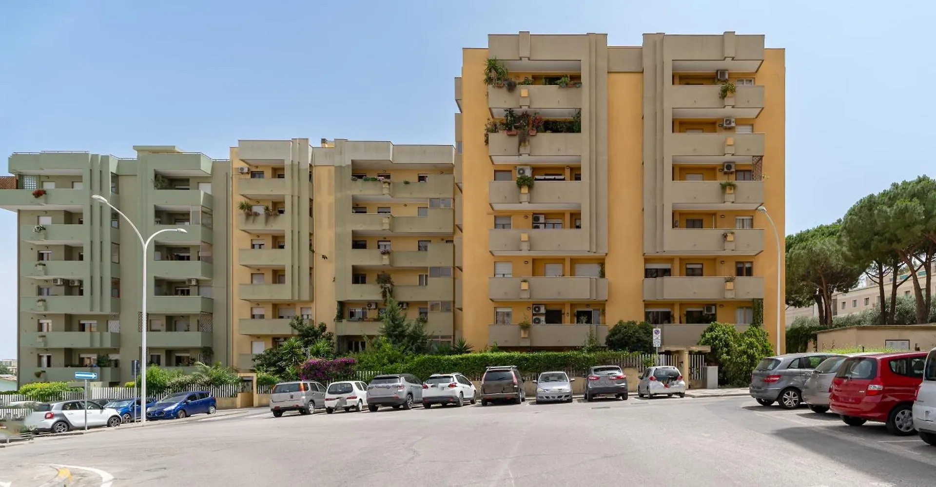 קליארי Kalbia Apartment Or Rooms Renovated, Functional, Intimate And More
