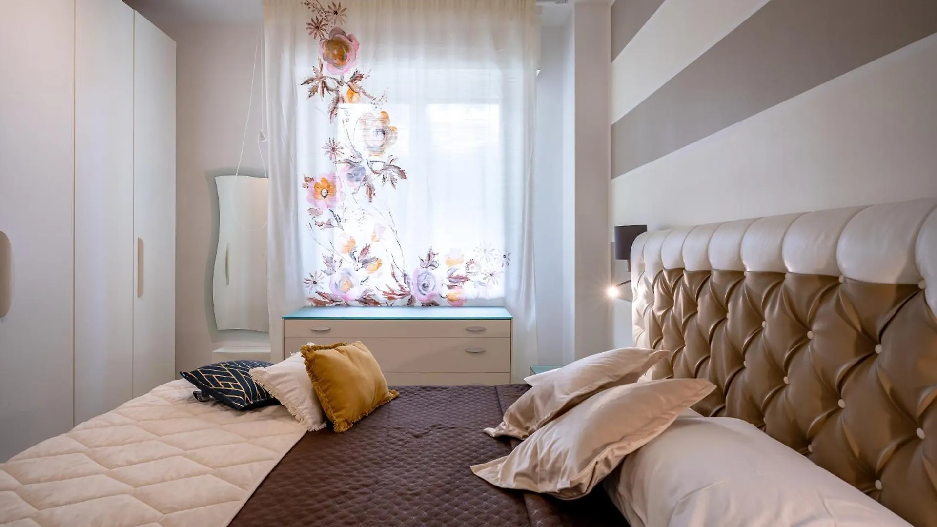קליארי Kalbia Apartment Or Rooms Renovated, Functional, Intimate And More