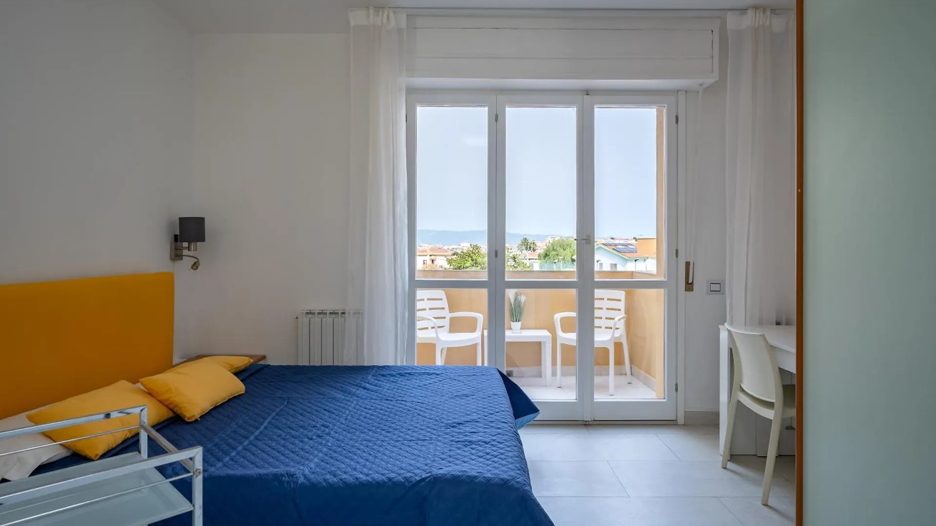 קליארי Kalbia Apartment Or Rooms Renovated, Functional, Intimate And More